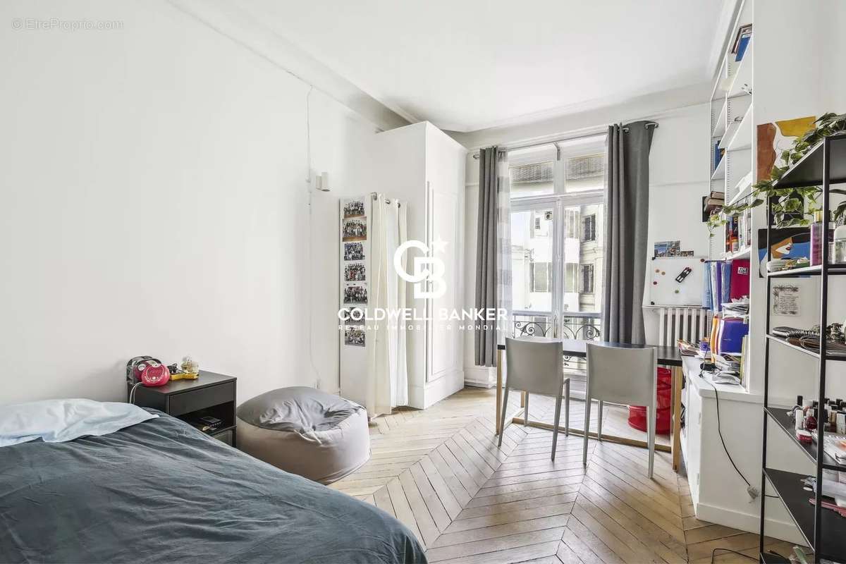 Appartement à PARIS-6E