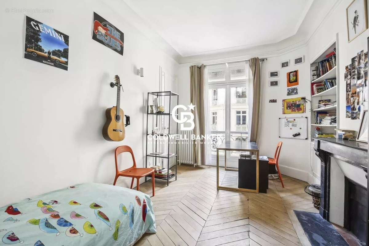 Appartement à PARIS-6E