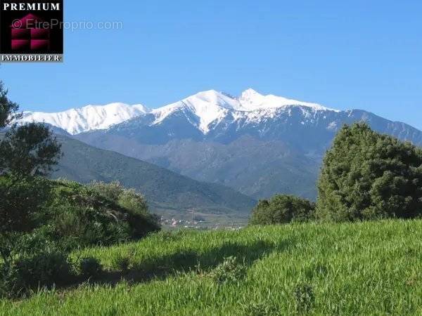 Terrain à CORNEILLA-LA-RIVIERE