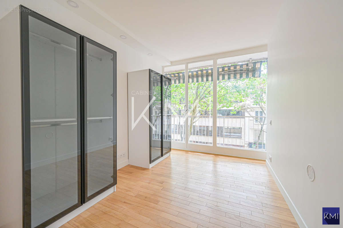 Appartement à BOULOGNE-BILLANCOURT