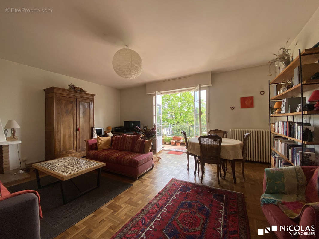 Appartement à BORDEAUX