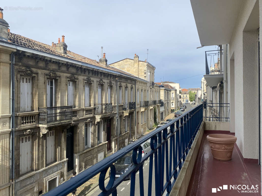 Appartement à BORDEAUX