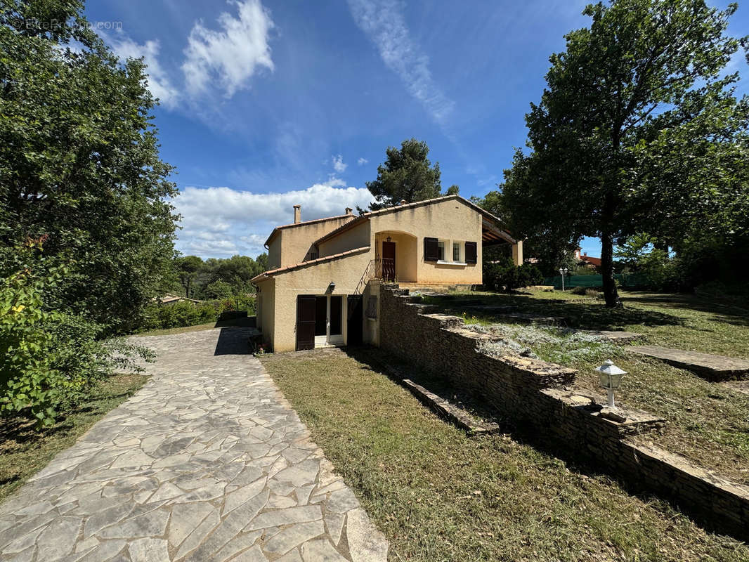 Maison à VAISON-LA-ROMAINE