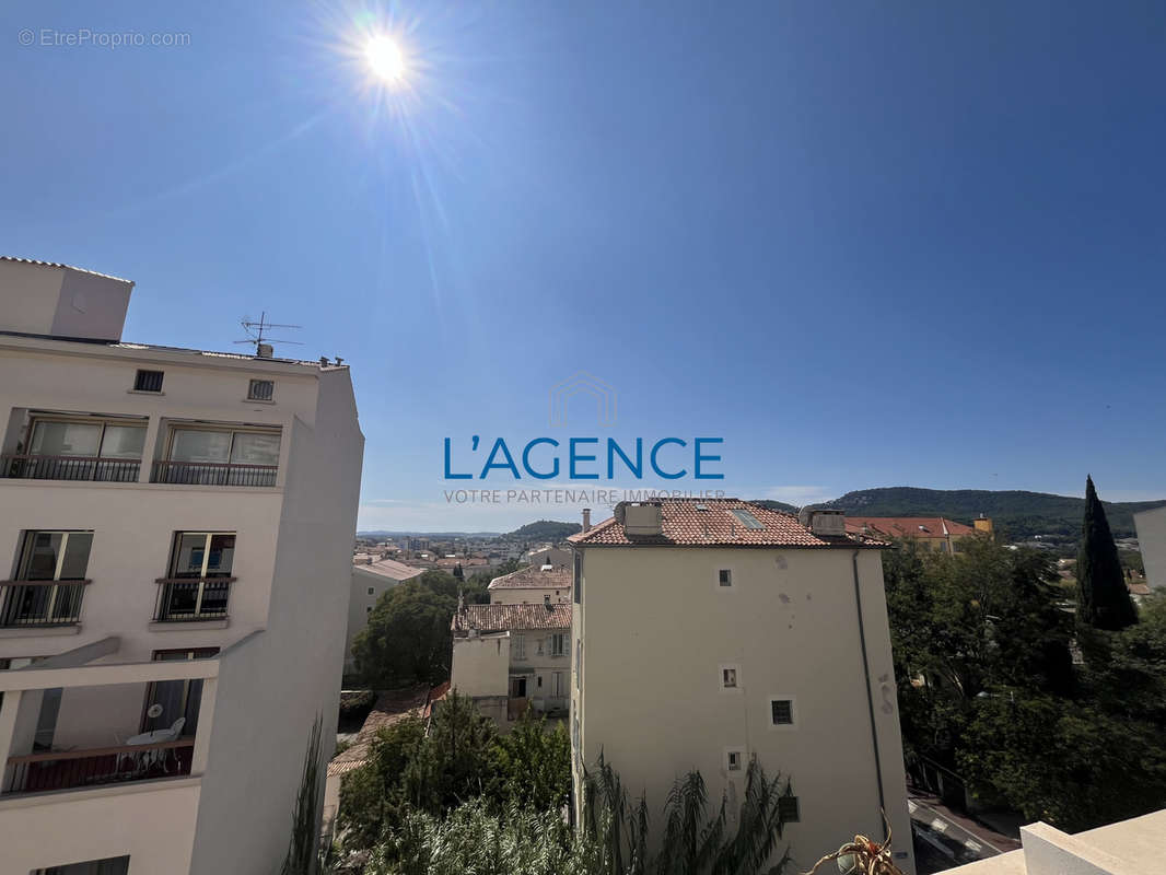 Appartement à HYERES