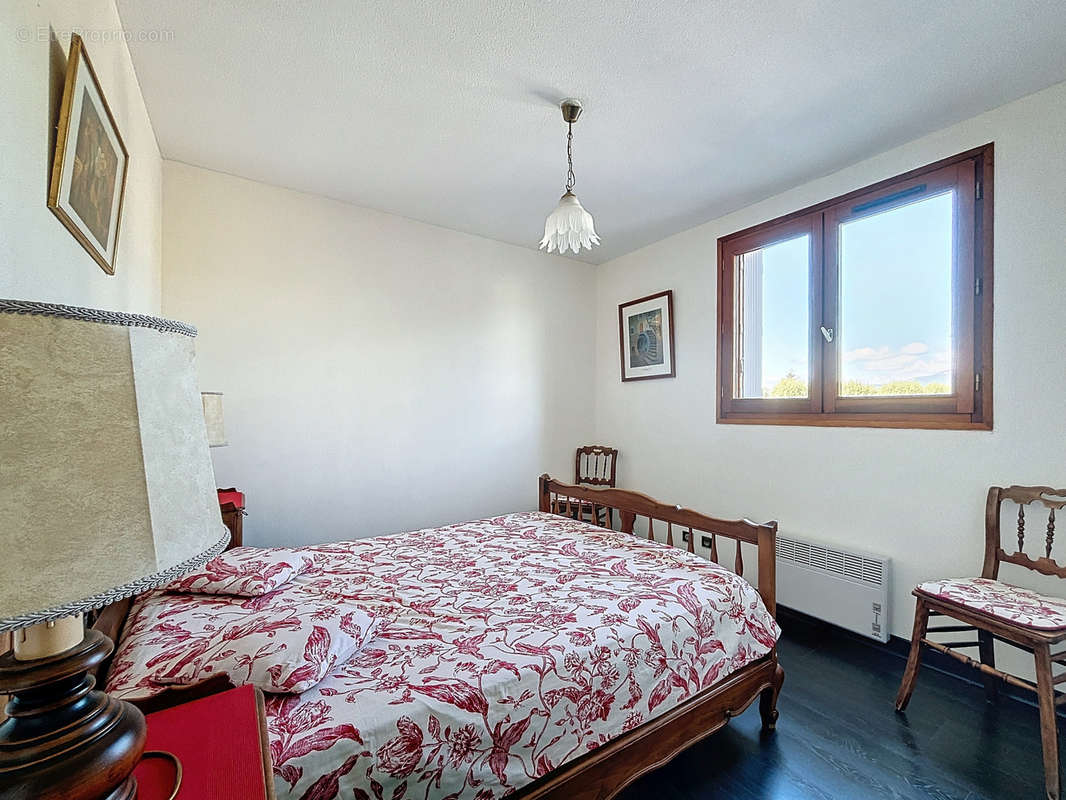 Appartement à AIX-LES-BAINS