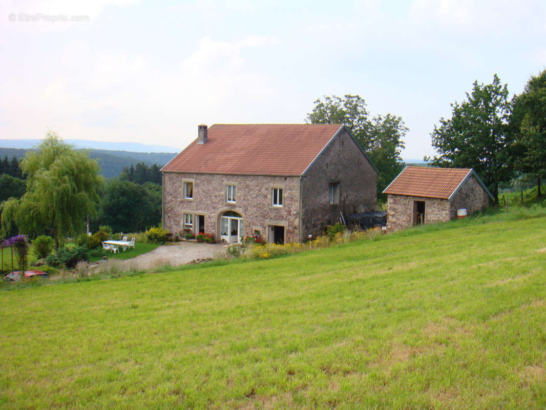 Maison à ESMOULIERES