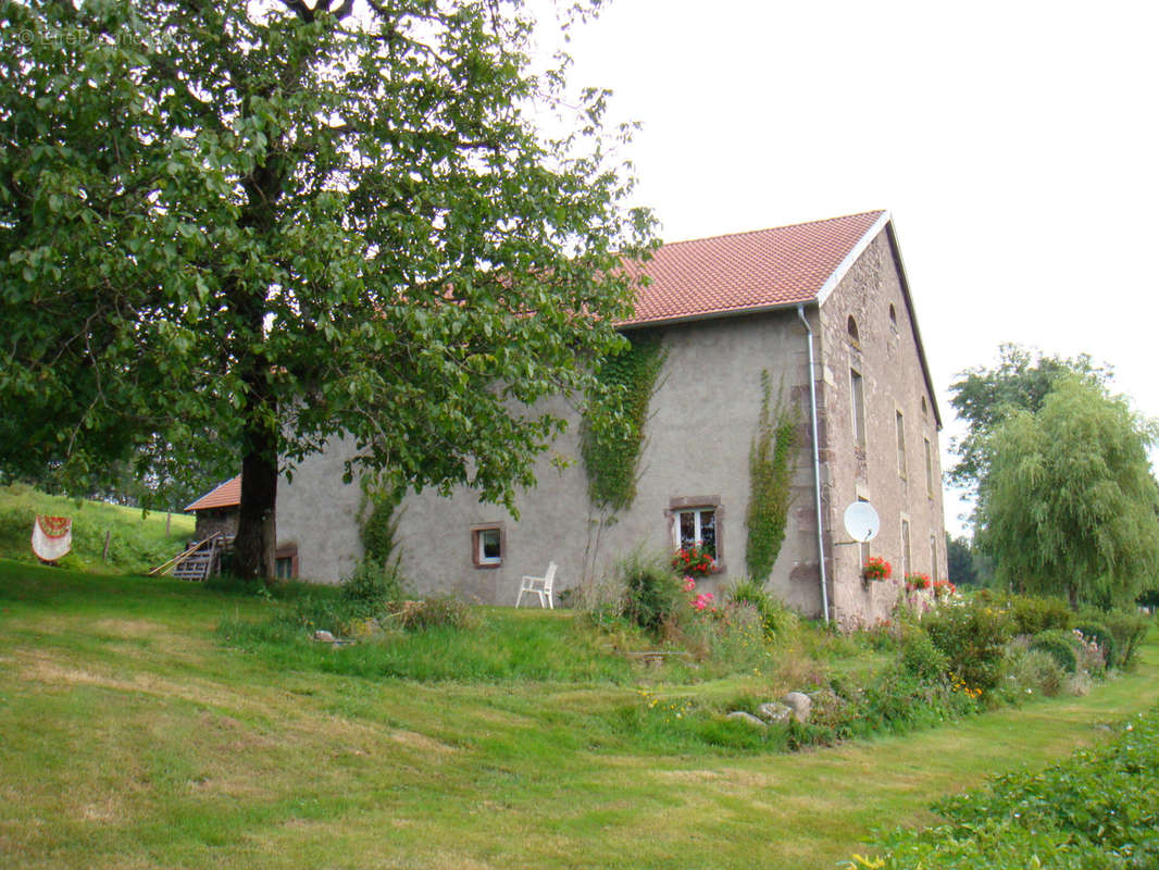 Maison à ESMOULIERES