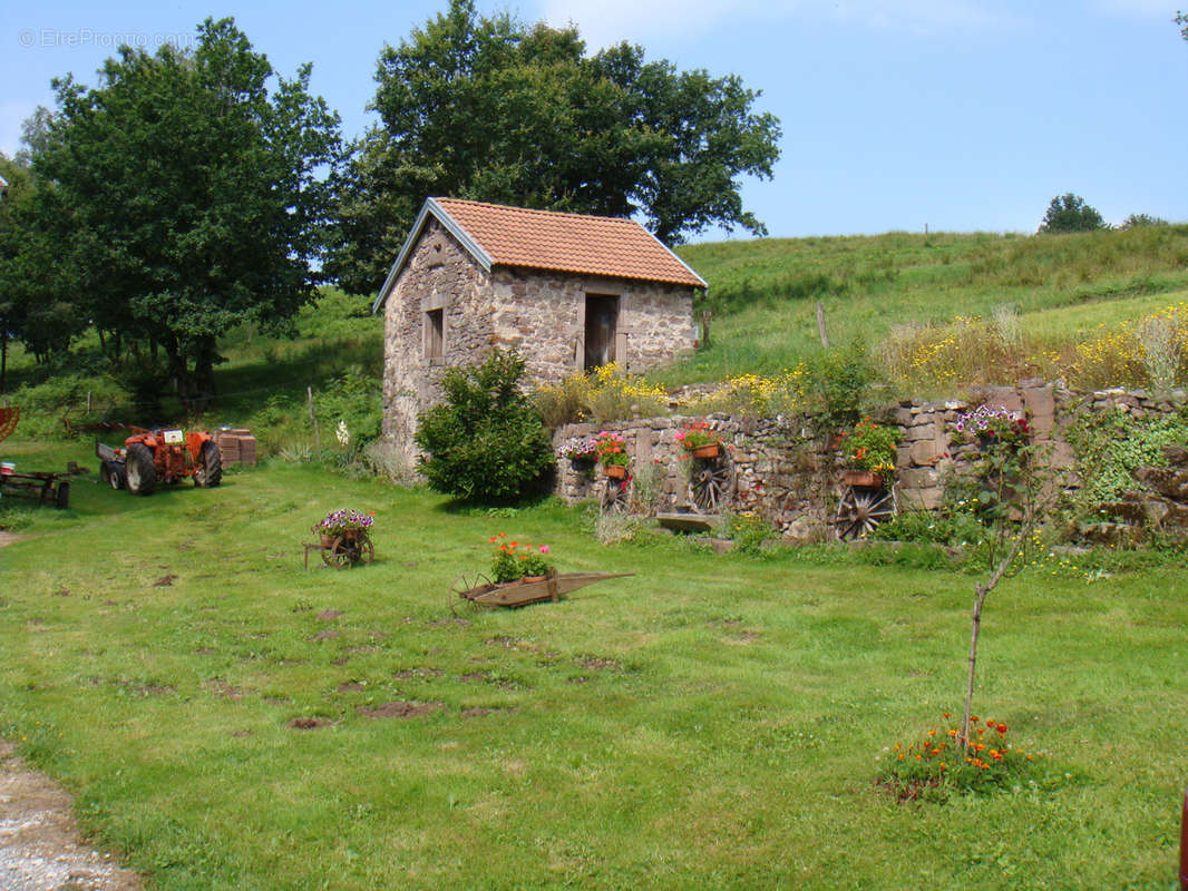 Maison à ESMOULIERES