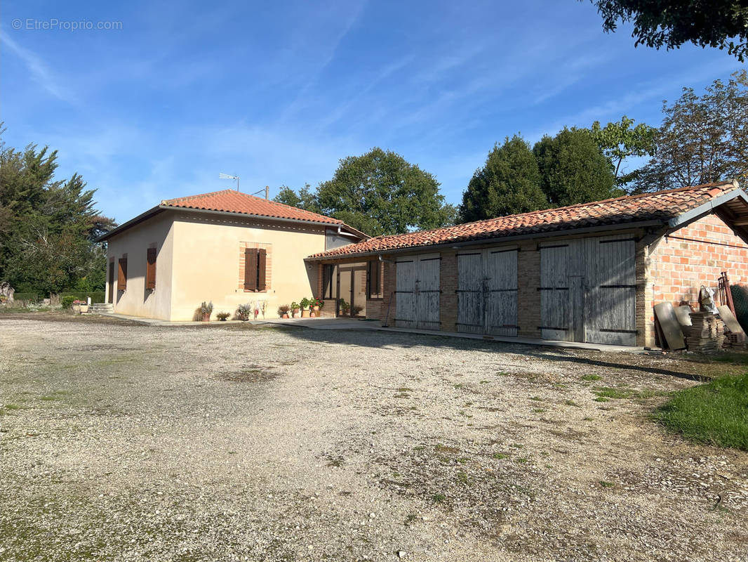 Maison à L&#039;ISLE-EN-DODON