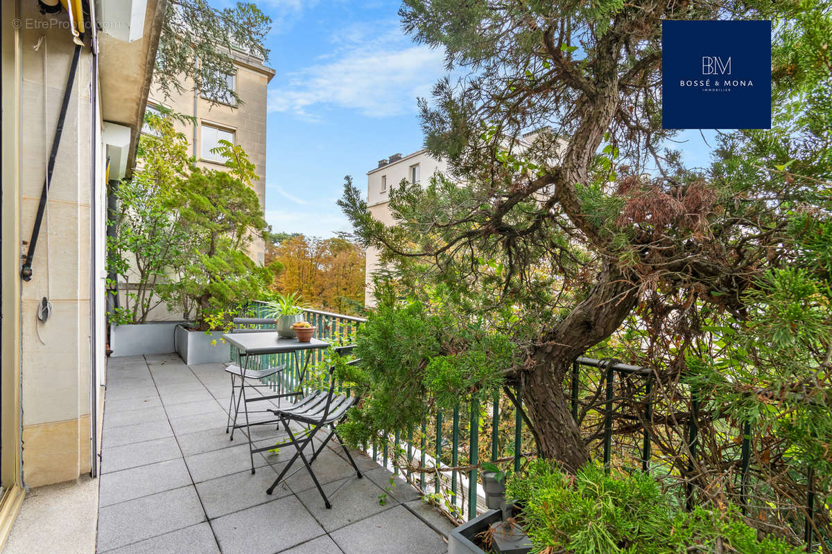 Appartement à NEUILLY-SUR-SEINE