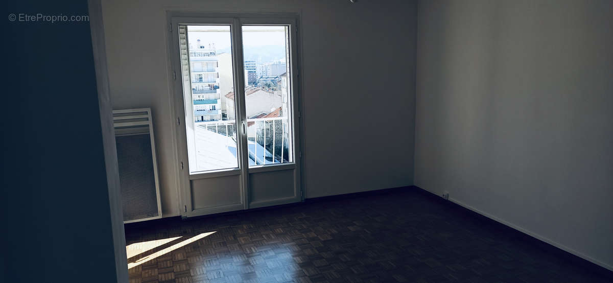 Appartement à MARSEILLE-10E