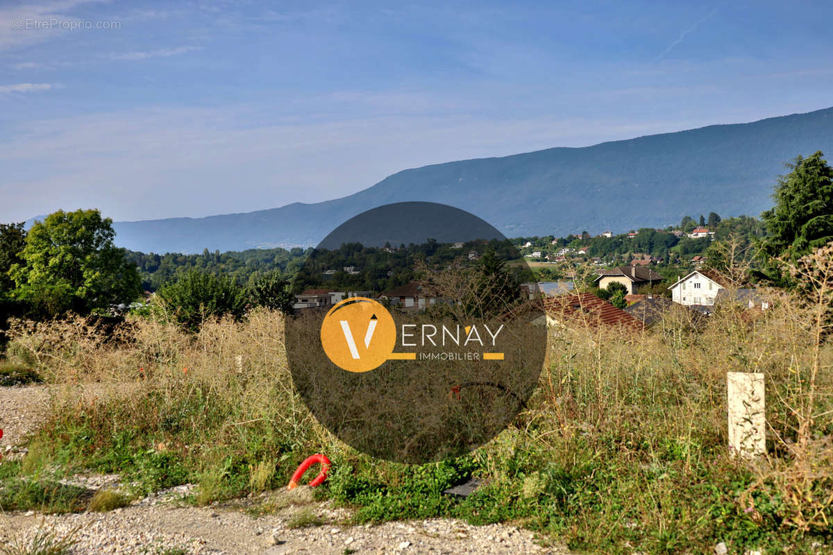 Terrain à AIX-LES-BAINS