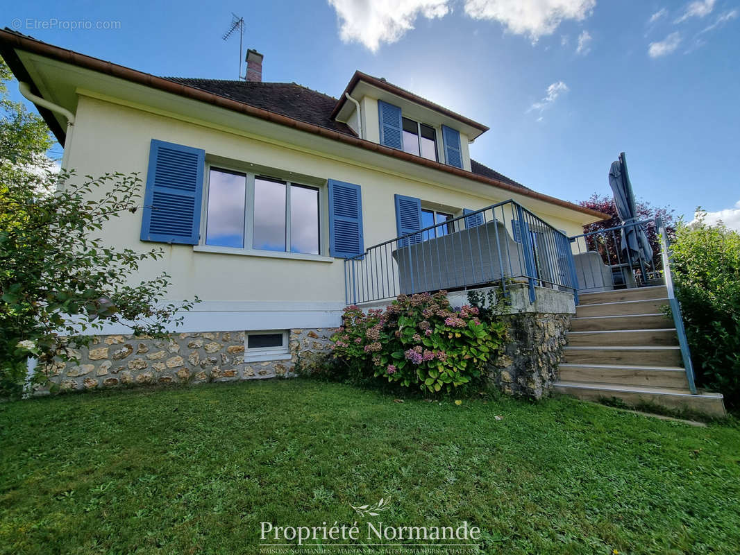 Maison à BERNAY