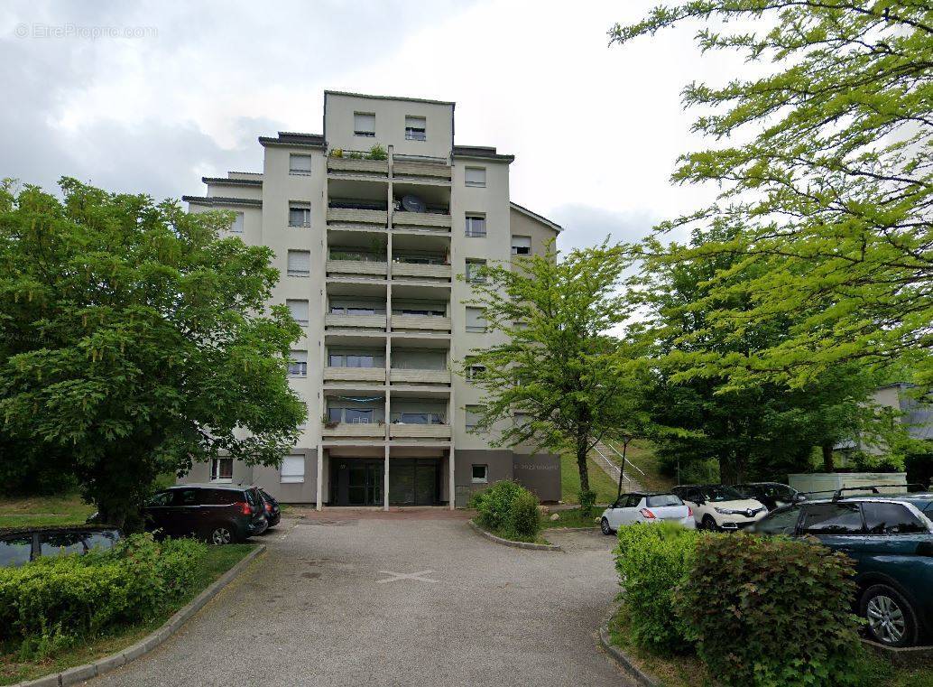 Appartement à VILLEFONTAINE