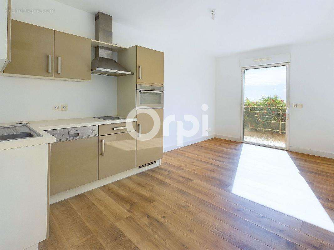 Appartement à MANDELIEU-LA-NAPOULE