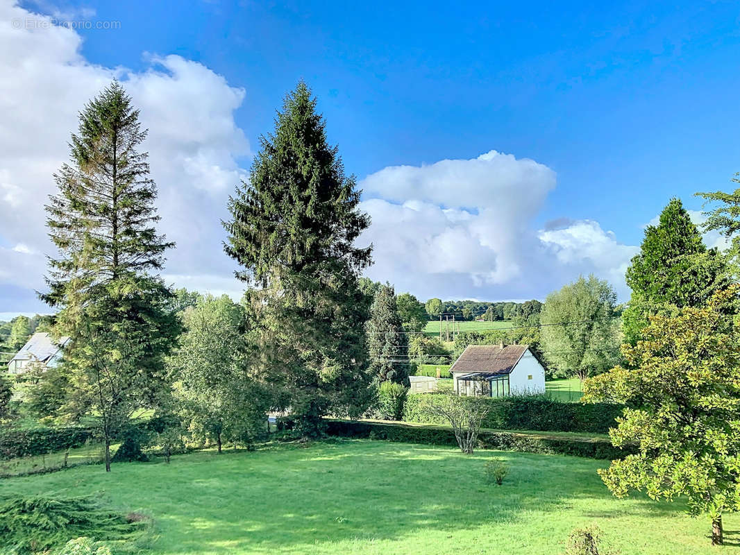 Maison à MOYENNEVILLE