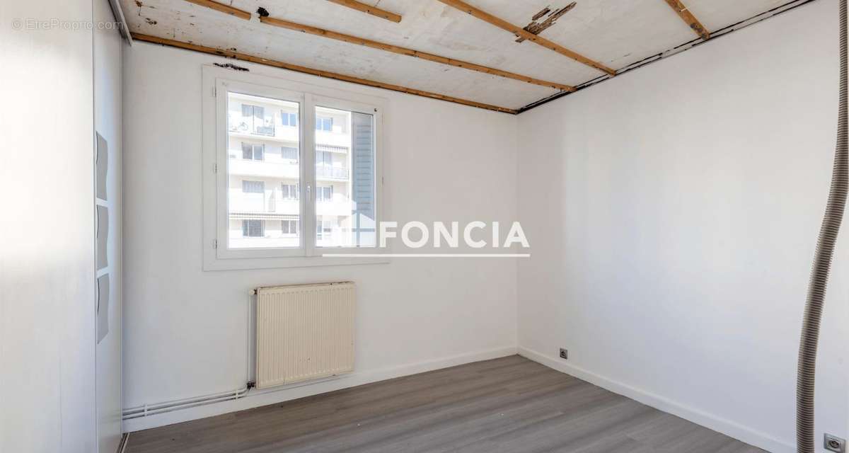 Appartement à BOURG-LES-VALENCE