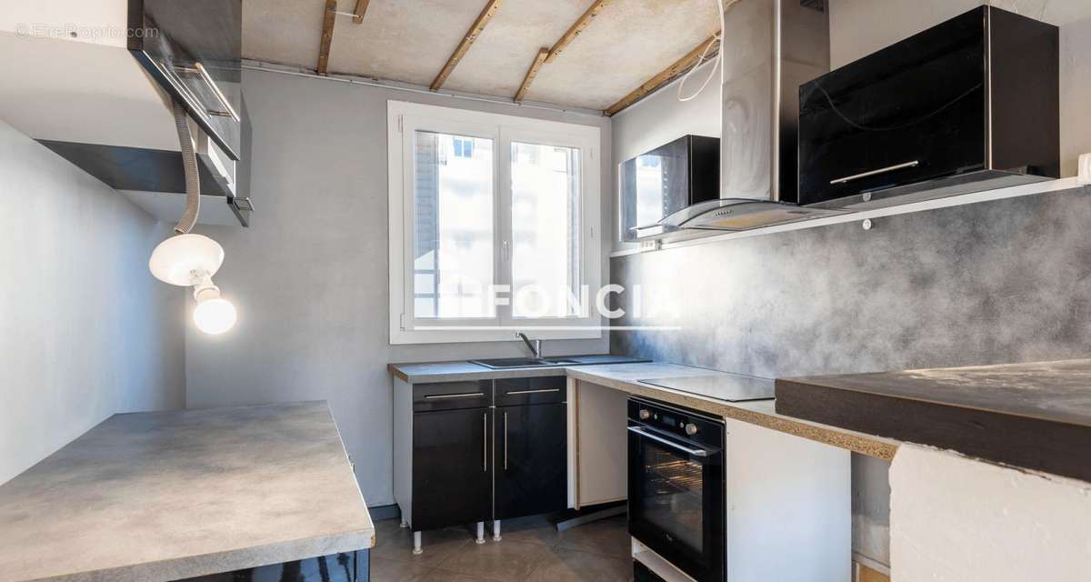 Appartement à BOURG-LES-VALENCE