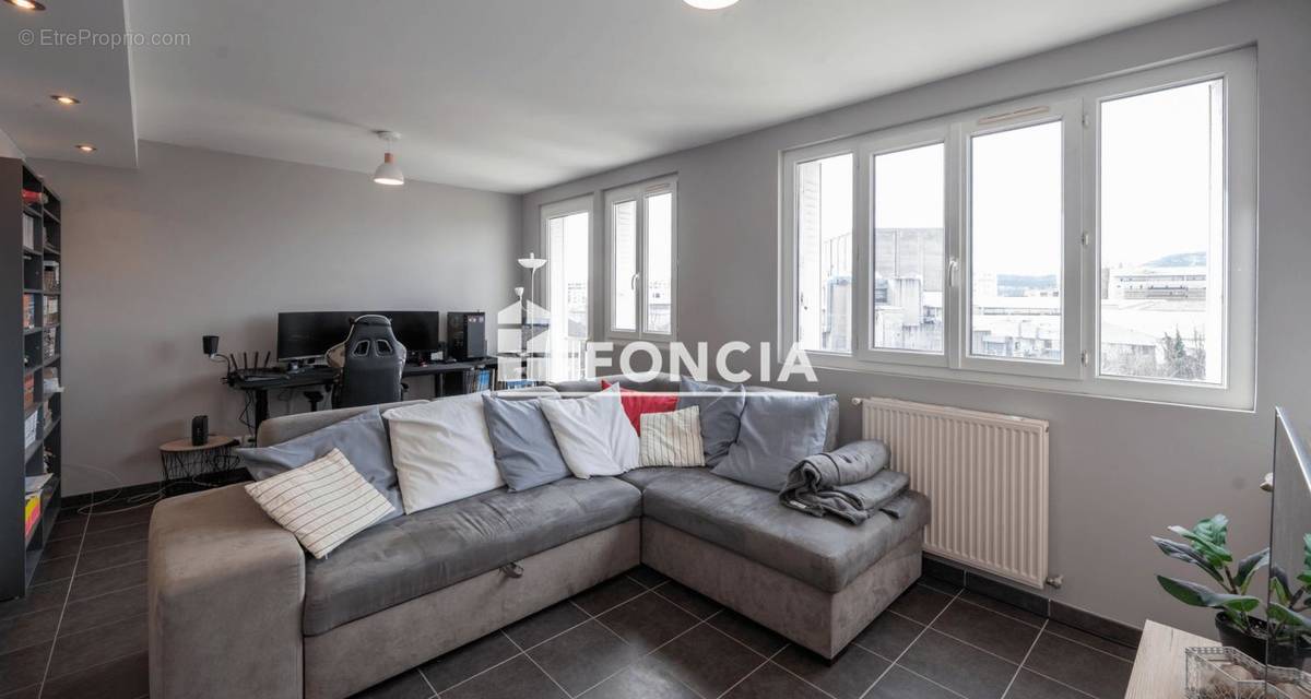 Appartement à VALENCE