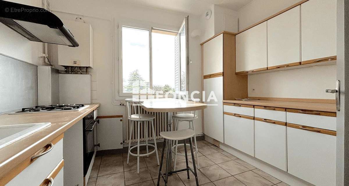 Appartement à ROMANS-SUR-ISERE