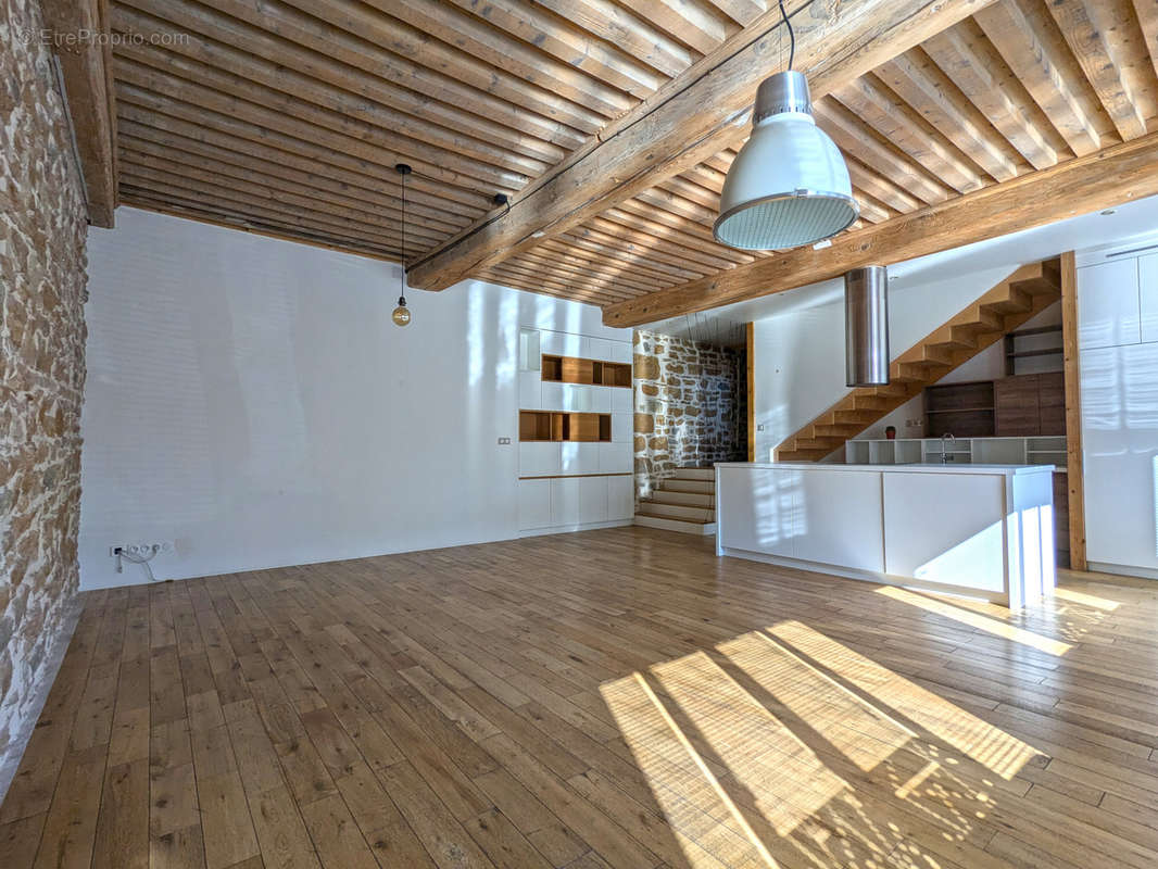 Appartement à LYON-4E