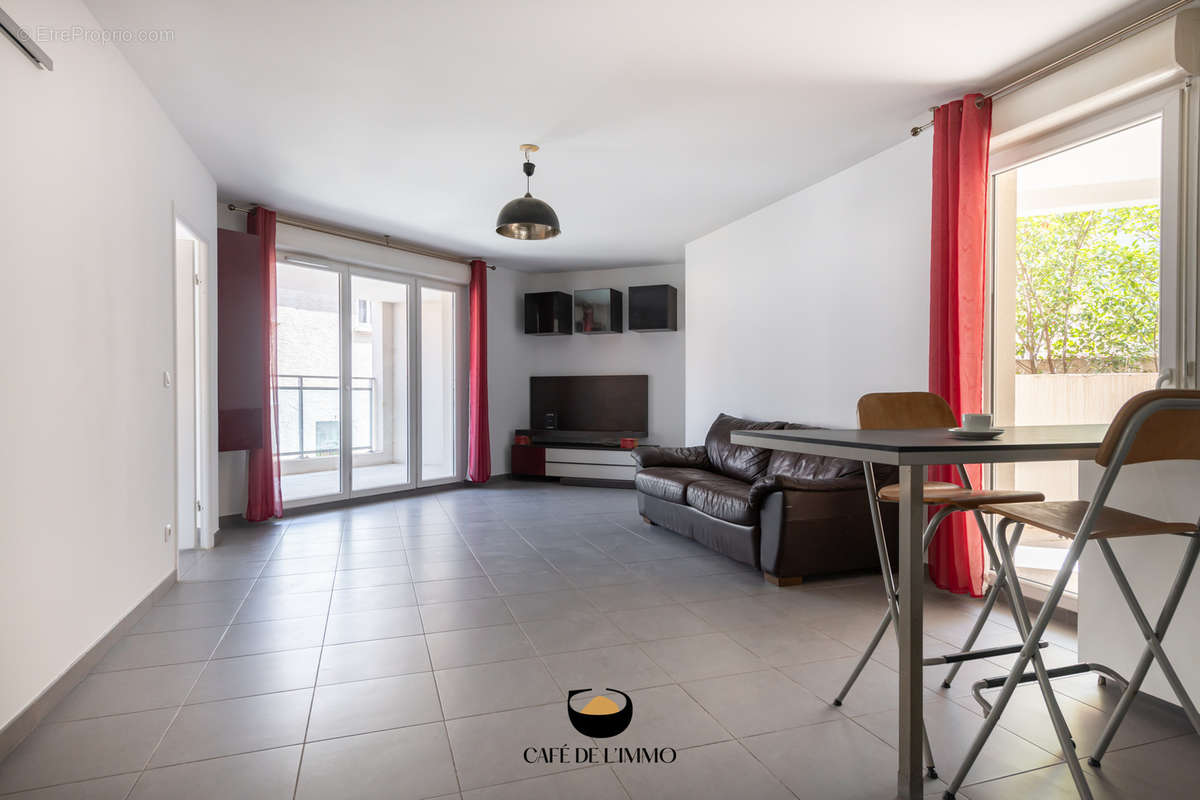 Appartement à MARSEILLE-8E