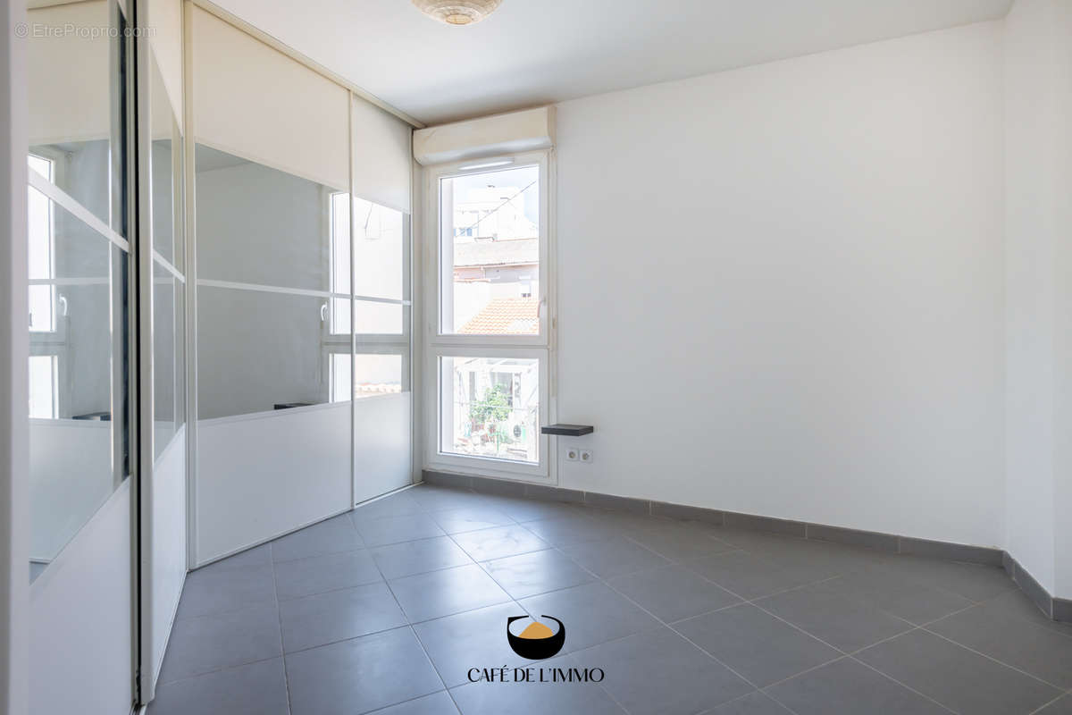 Appartement à MARSEILLE-8E