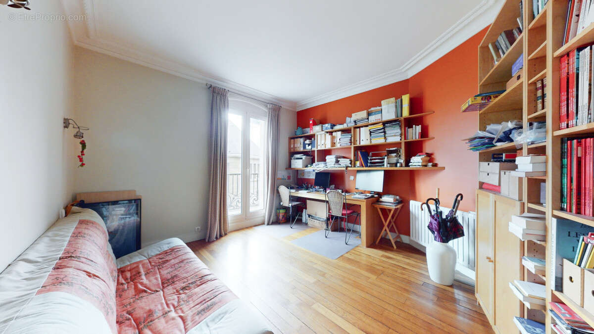 Appartement à CLICHY