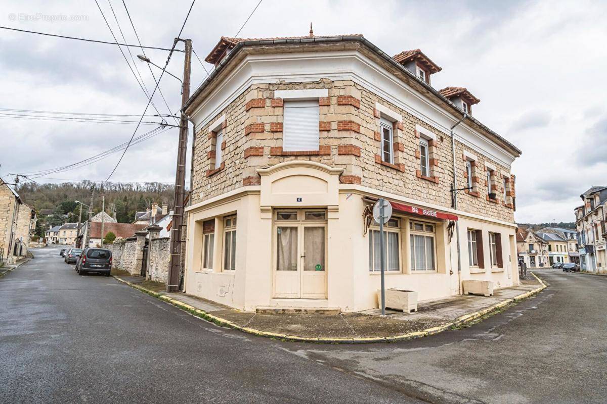 Appartement à VAILLY-SUR-AISNE