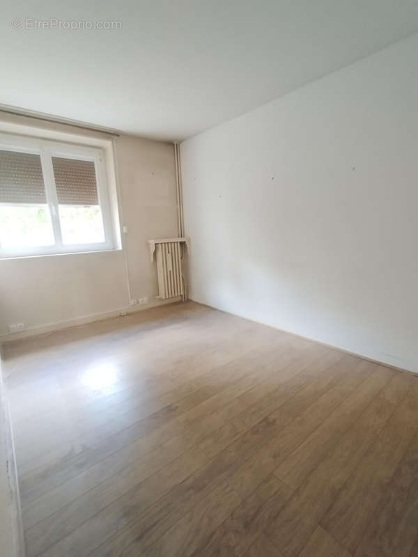 Appartement à ISSY-LES-MOULINEAUX