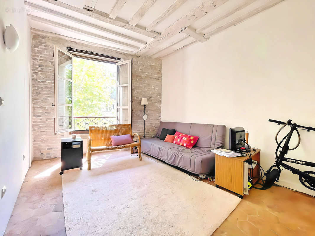 Appartement à PARIS-11E