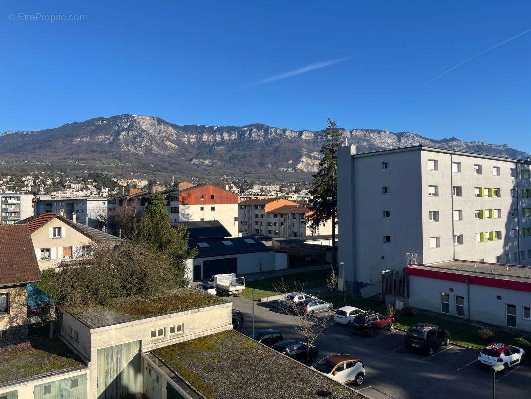 Appartement à AIX-LES-BAINS