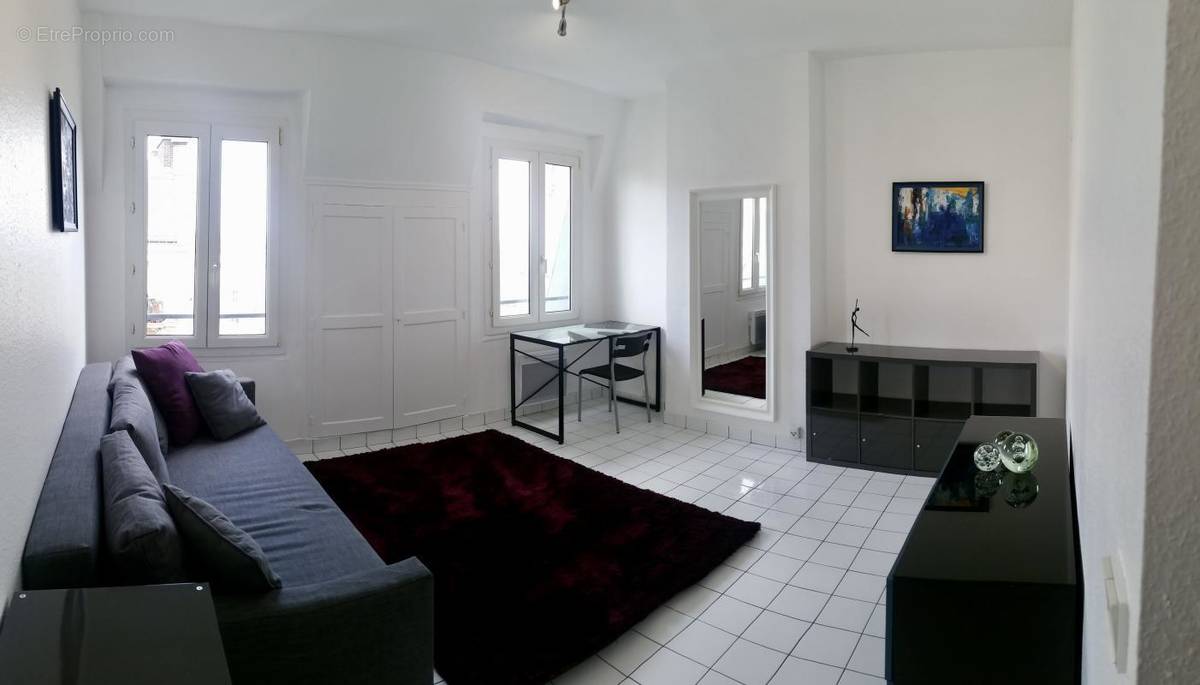 Appartement à PARIS-10E