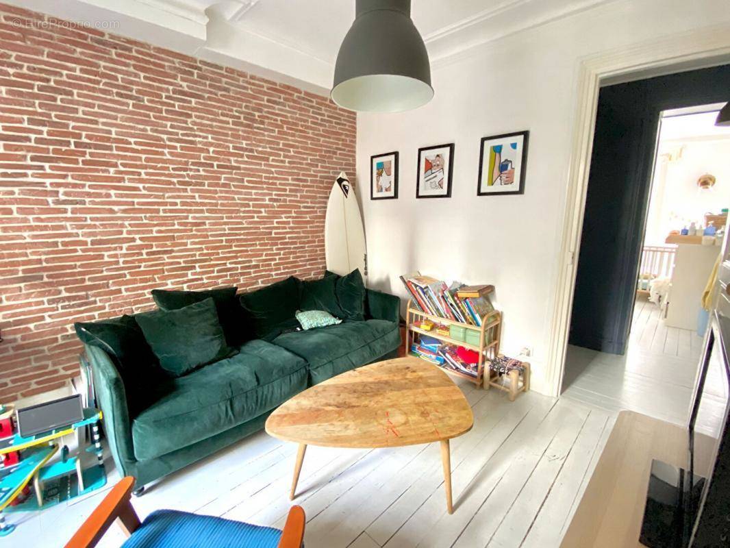 Appartement à PARIS-18E