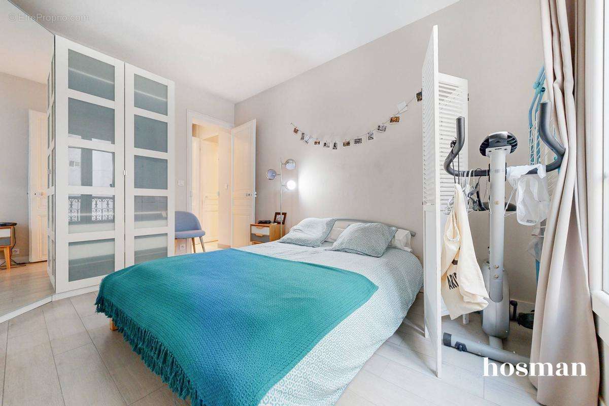 Appartement à PARIS-17E