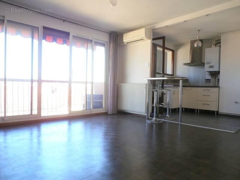 Appartement à MARSEILLE-10E