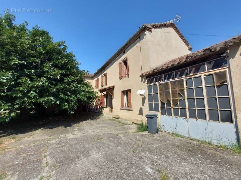 Maison à VALDERIES