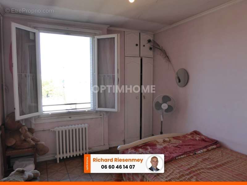 Appartement à GENNEVILLIERS