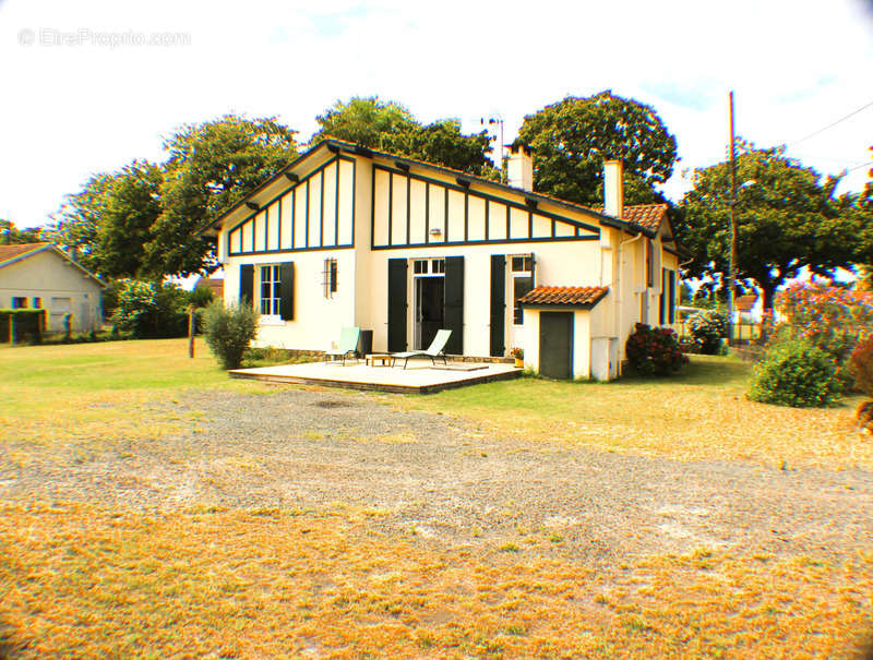 Maison à LABOUHEYRE