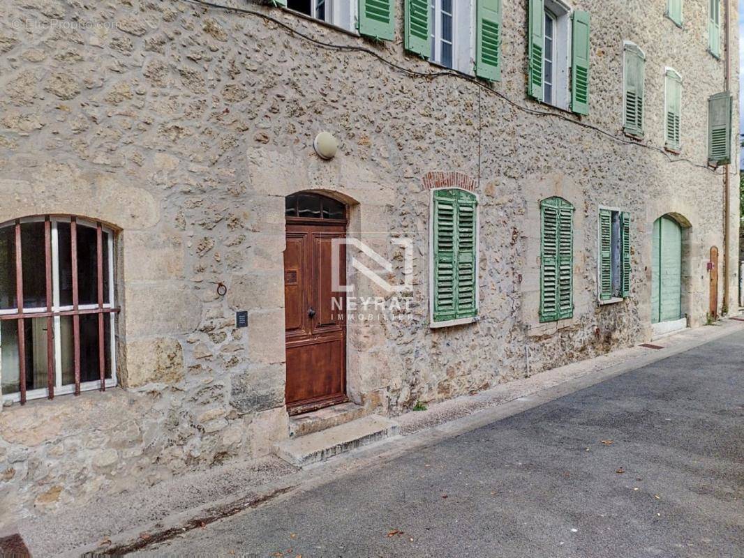 Appartement à FAYENCE