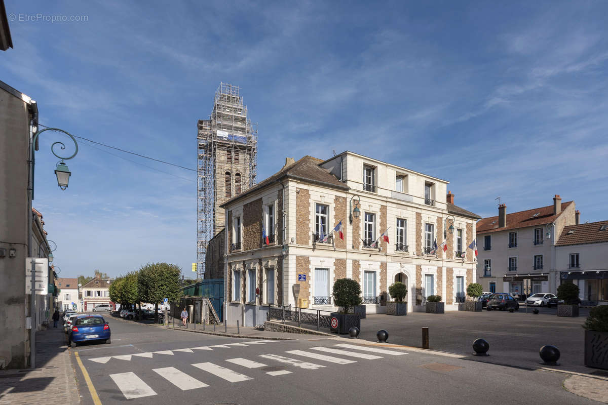 Appartement à MENNECY