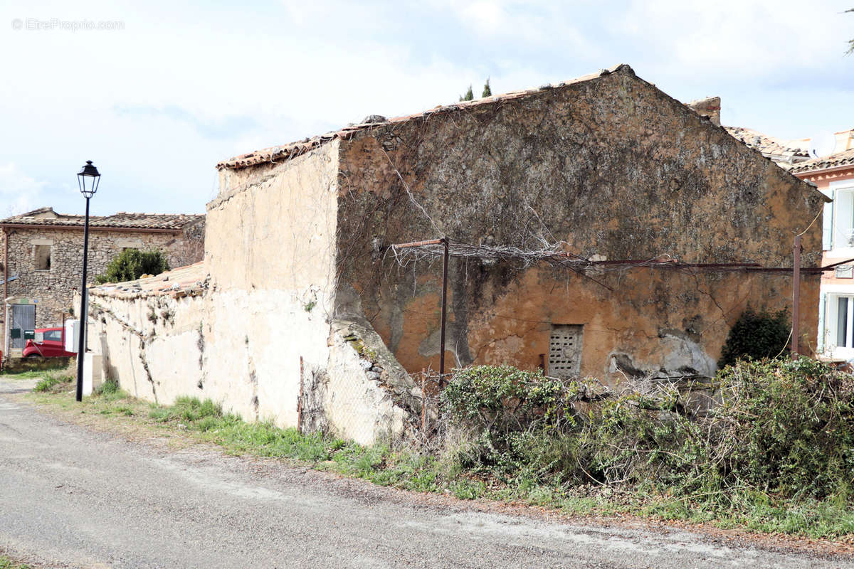 Maison à SAINT-SATURNIN-LES-APT