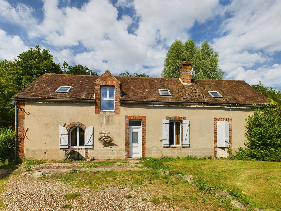 Maison à CHARNY