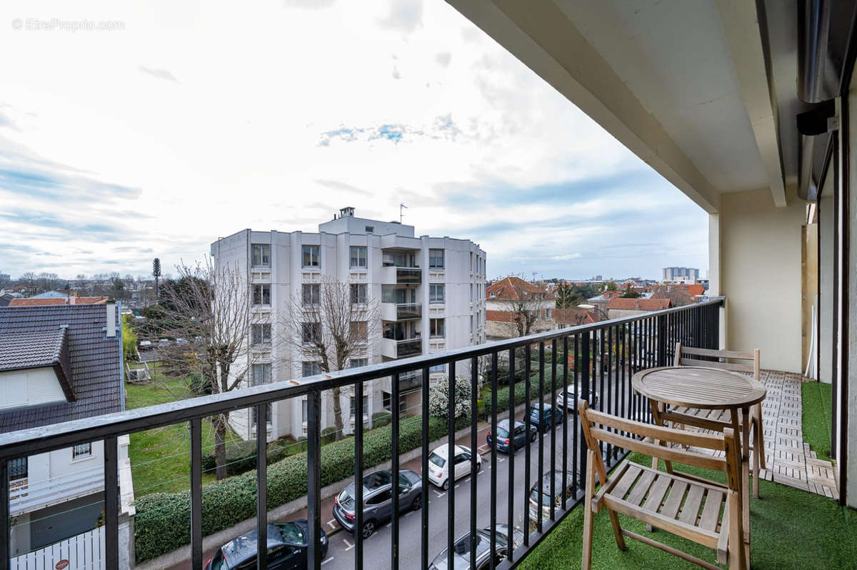 Appartement à SAINT-MAUR-DES-FOSSES