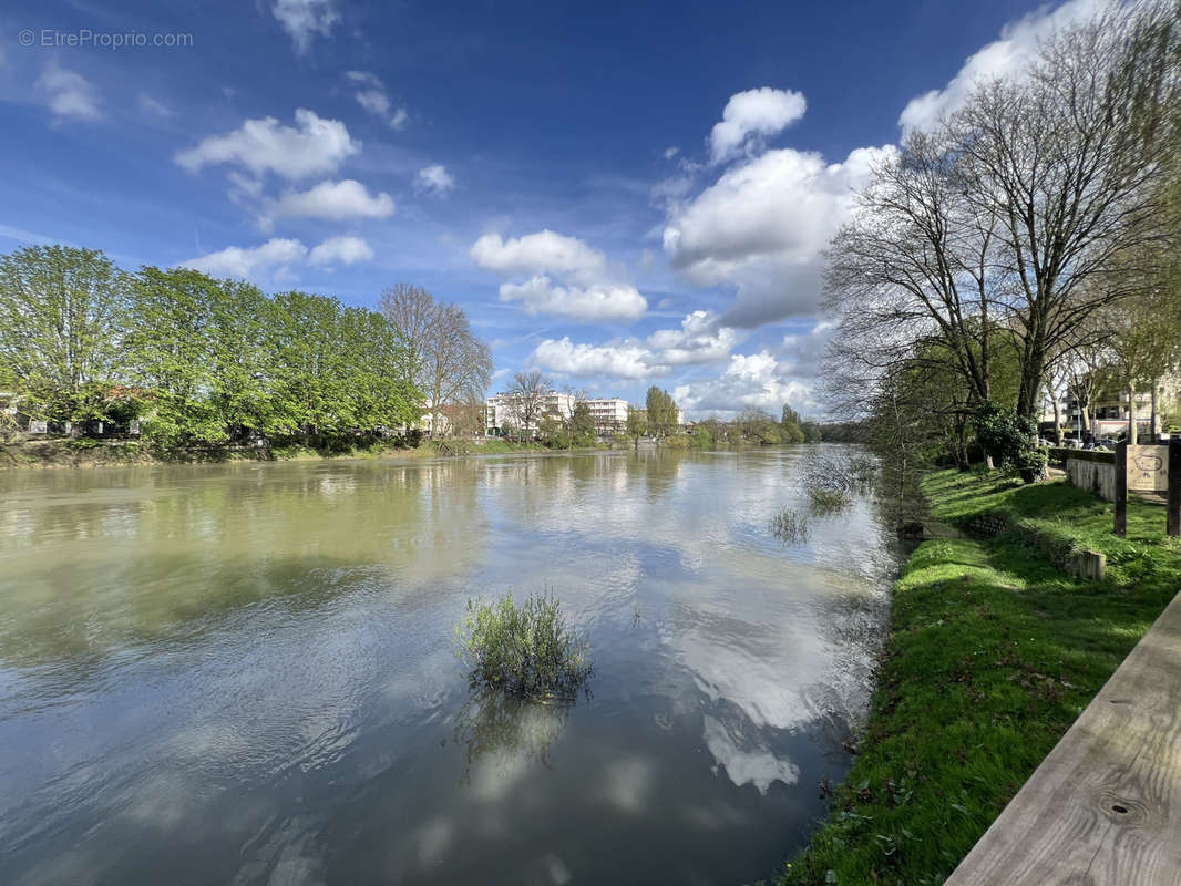 Appartement à SAINT-MAUR-DES-FOSSES