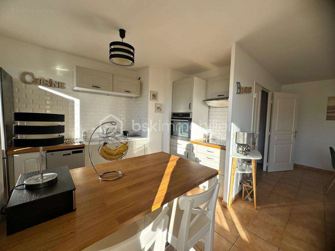 Appartement à HYERES