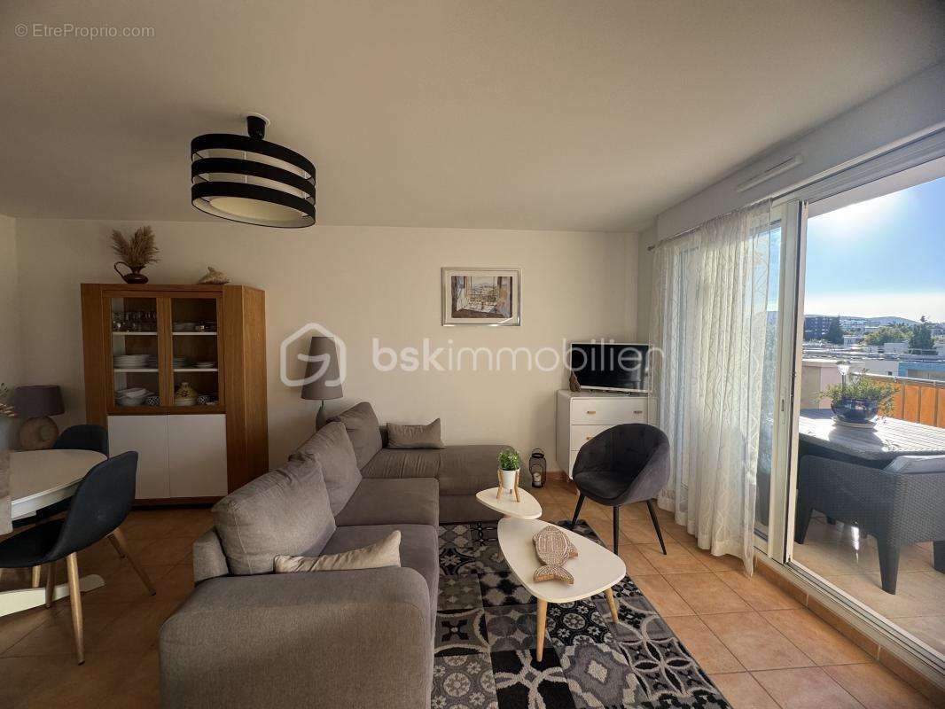 Appartement à HYERES