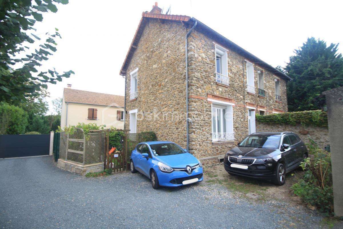 Maison à SAINT-VRAIN