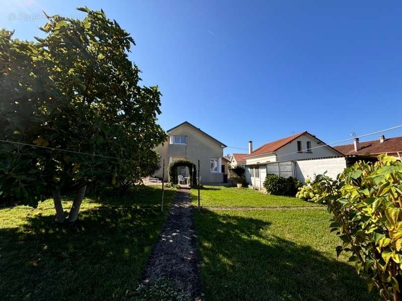 Maison à TARBES