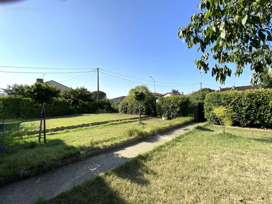 Appartement à SAINT-SULPICE